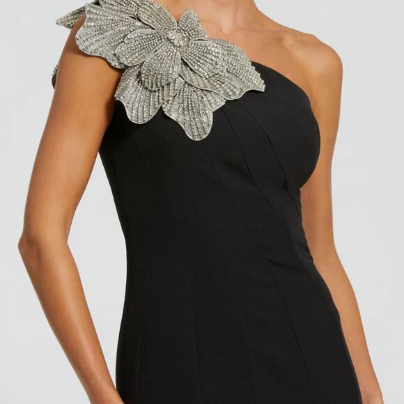 Mac Duggal Black One-Shoulder Maxi Dress with Silver Detail - Picture 2 of 11